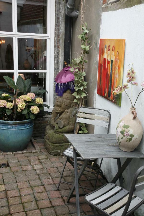 Downtown46 Acomodação com café da manhã Bergen op Zoom Exterior foto